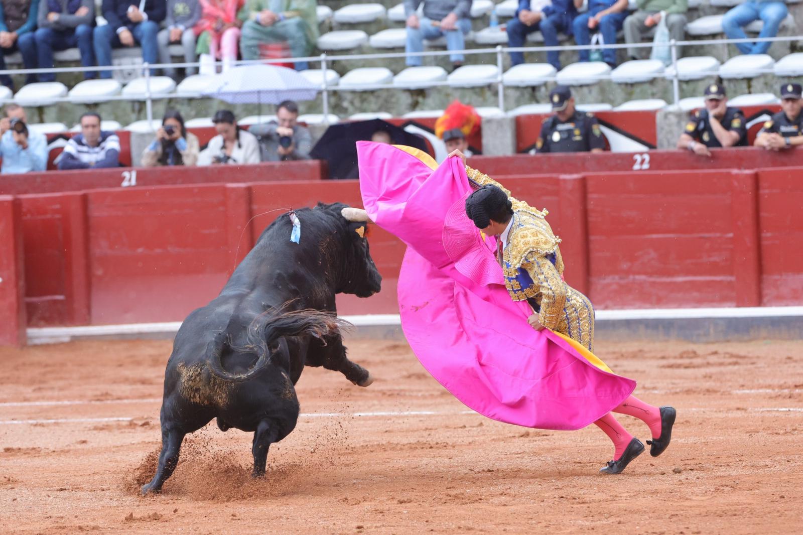Ismael Martín triunfa en la novillada de Lorenzo Espioja en Salamanca