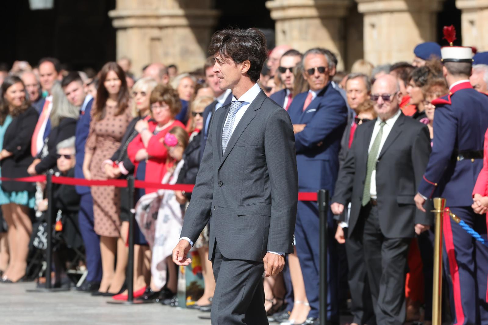 Solemne jura de bandera en la Plaza Mayor de Salamanca con la Guardia Real