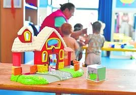 UGT acusa a la Junta de «favorecer a empresas privadas» con la educación de cero a tres