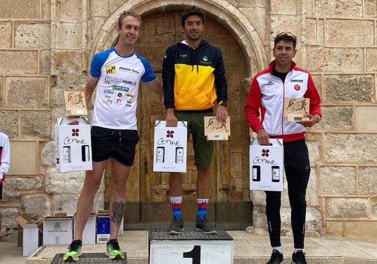 Alberto Bravo triunfa en el Triatlón Sprint de Valbuena de Duero