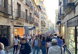 La calle Toro, llena de gente.
