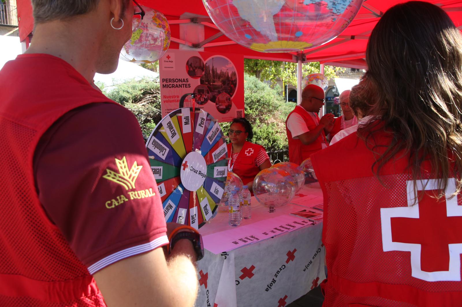 Cruz Roja sopla las 150 velas arropada de cientos de voluntarios