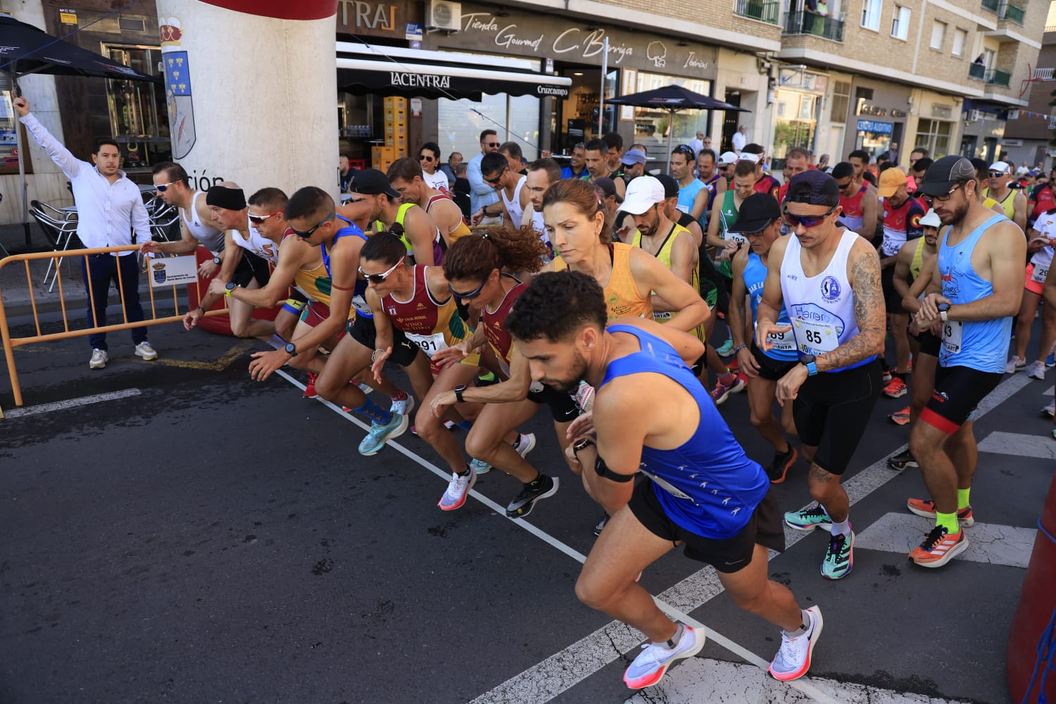 Adrián Moro y Verónica Sánchez, los más rápidos en la carrera de Santa Marta