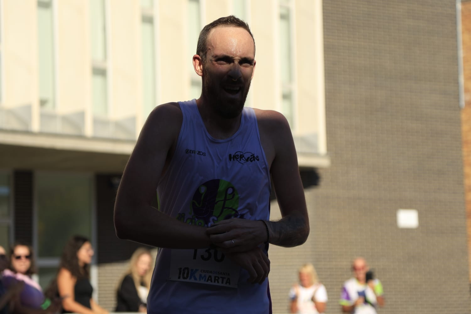 Adrián Moro y Verónica Sánchez, los más rápidos en la carrera de Santa Marta