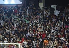 Afición en la grada del Reina Sofía en el partido ante el Deportivo.