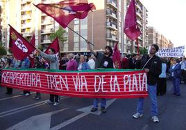 Concentraciones simultáneas en Plasencia, Salamanca y Astorga para reclamar el ferrocarril Ruta de la Plata