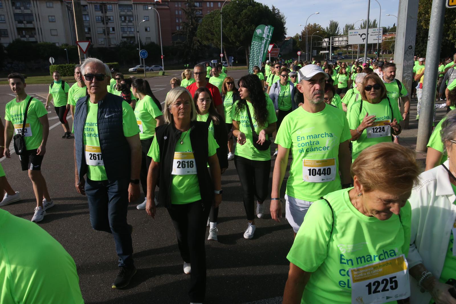 Salamanca sale a la calle para dar pasos contra el cáncer