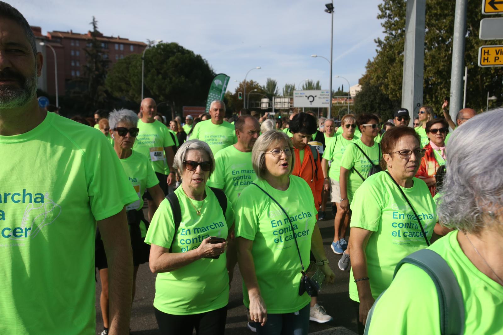 Salamanca sale a la calle para dar pasos contra el cáncer