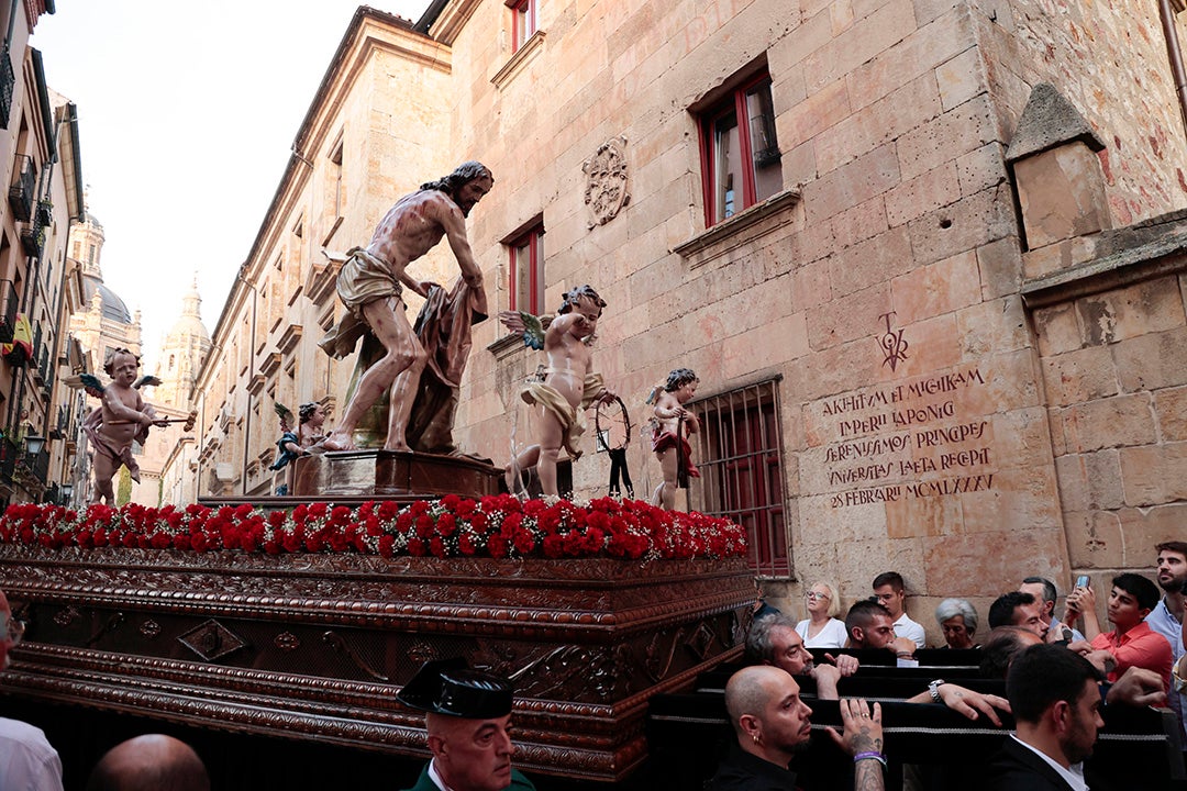 Cinco cortejos han recorrido Salamanca en un atípico comienzo de otoño