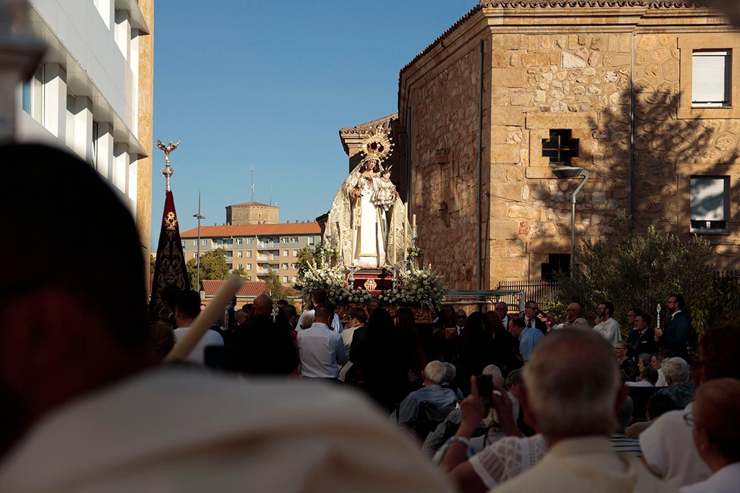 Cinco cortejos han recorrido Salamanca en un atípico comienzo de otoño