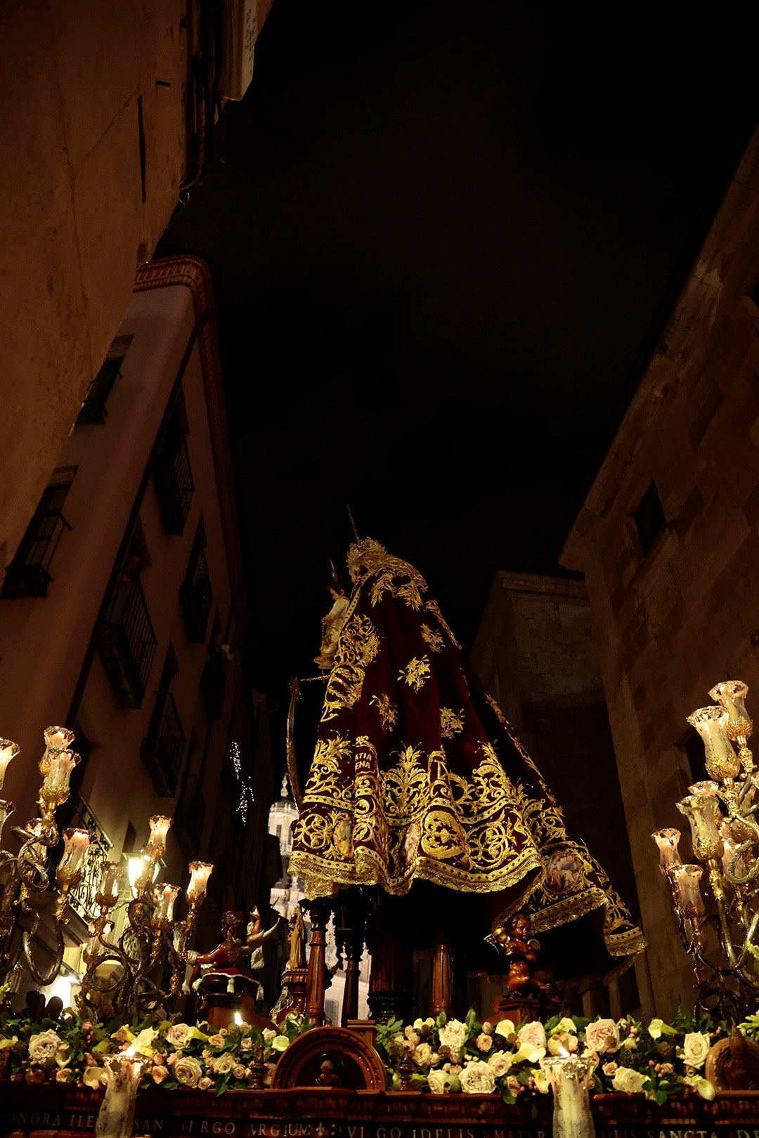 Cinco cortejos han recorrido Salamanca en un atípico comienzo de otoño
