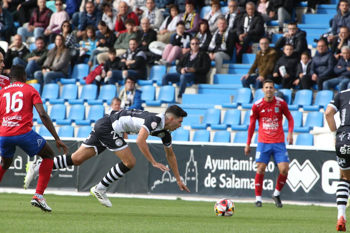 Unionistas no ve puerta y se condena al 0-0