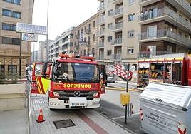 Bomberos de Salamanca, durante una actuación en la Avenida de Italia.