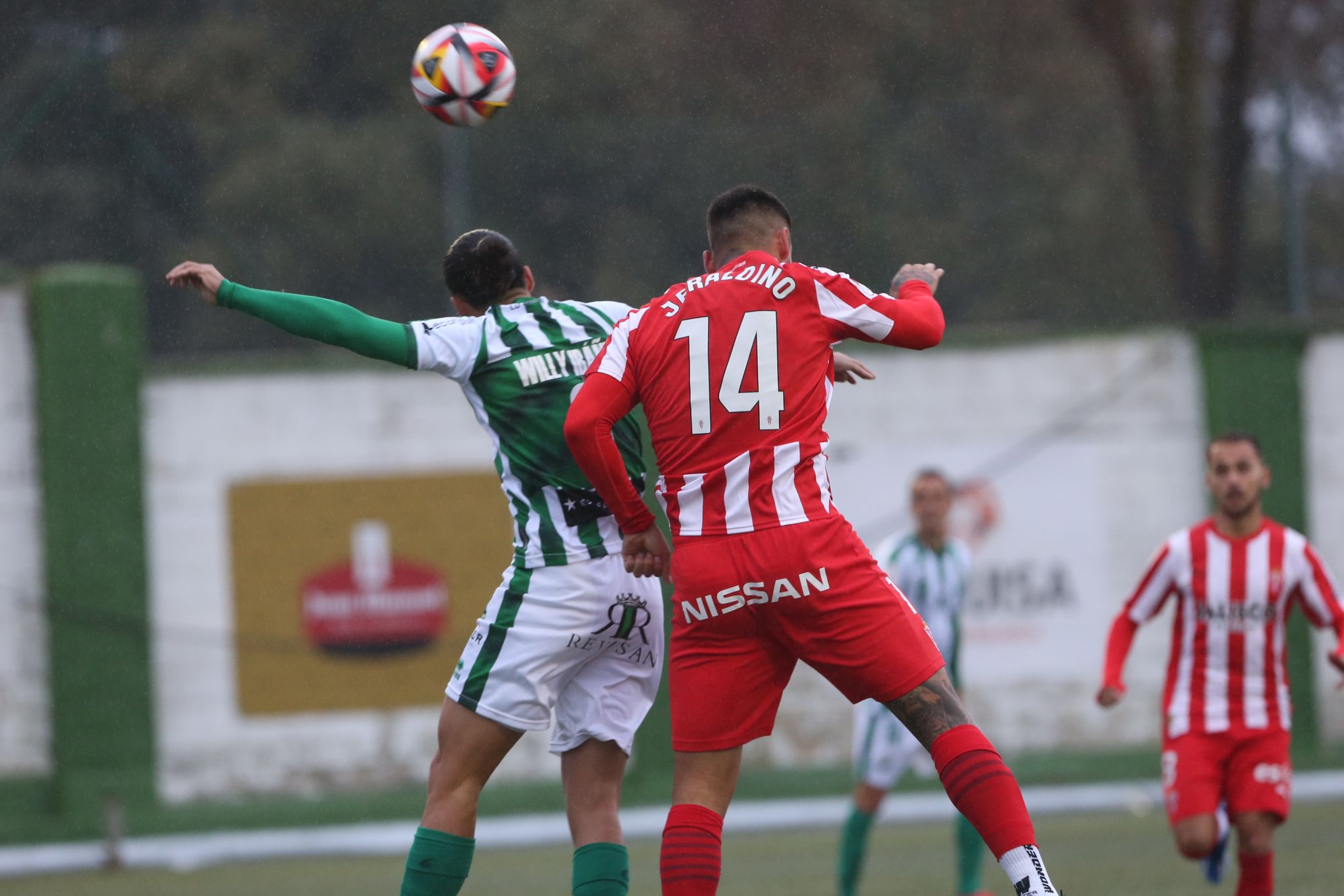 El Guijuelo le aguanta con mérito a un Segunda División