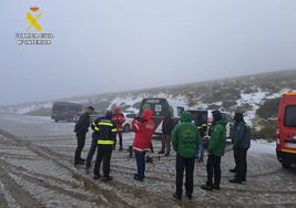 La climatología adversa frustra la búsqueda del montañero desaparecido en Béjar
