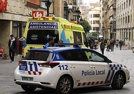 Dos hombres heridos en una colisión en el camino estrecho de La Aldehuela