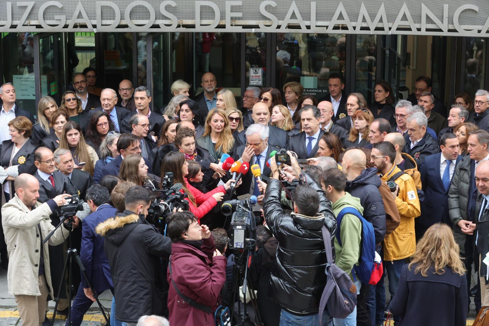 Concentración en los juzgados de Salamanca contra la amnistía