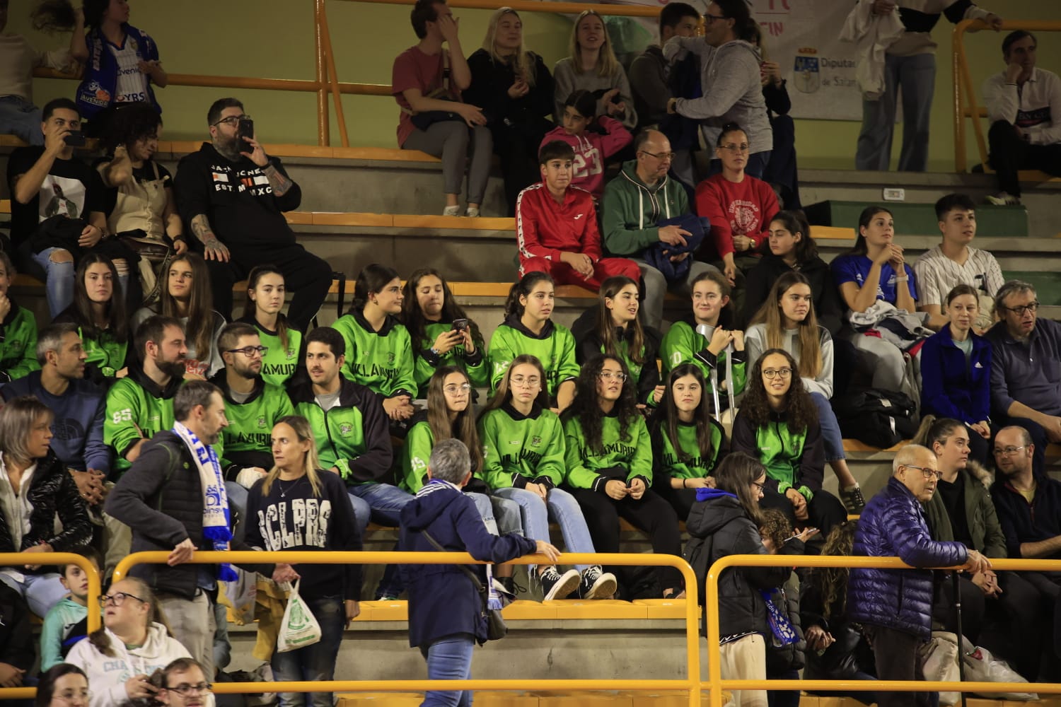 El clásico Avenida-Valencia, por todo lo alto