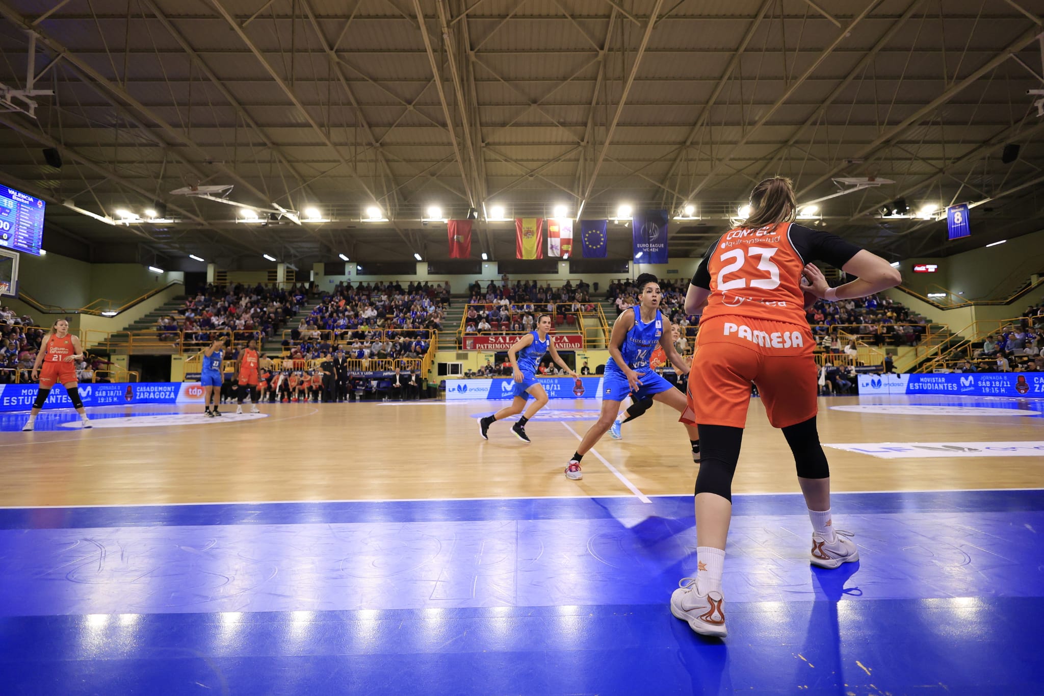El clásico Avenida-Valencia, por todo lo alto