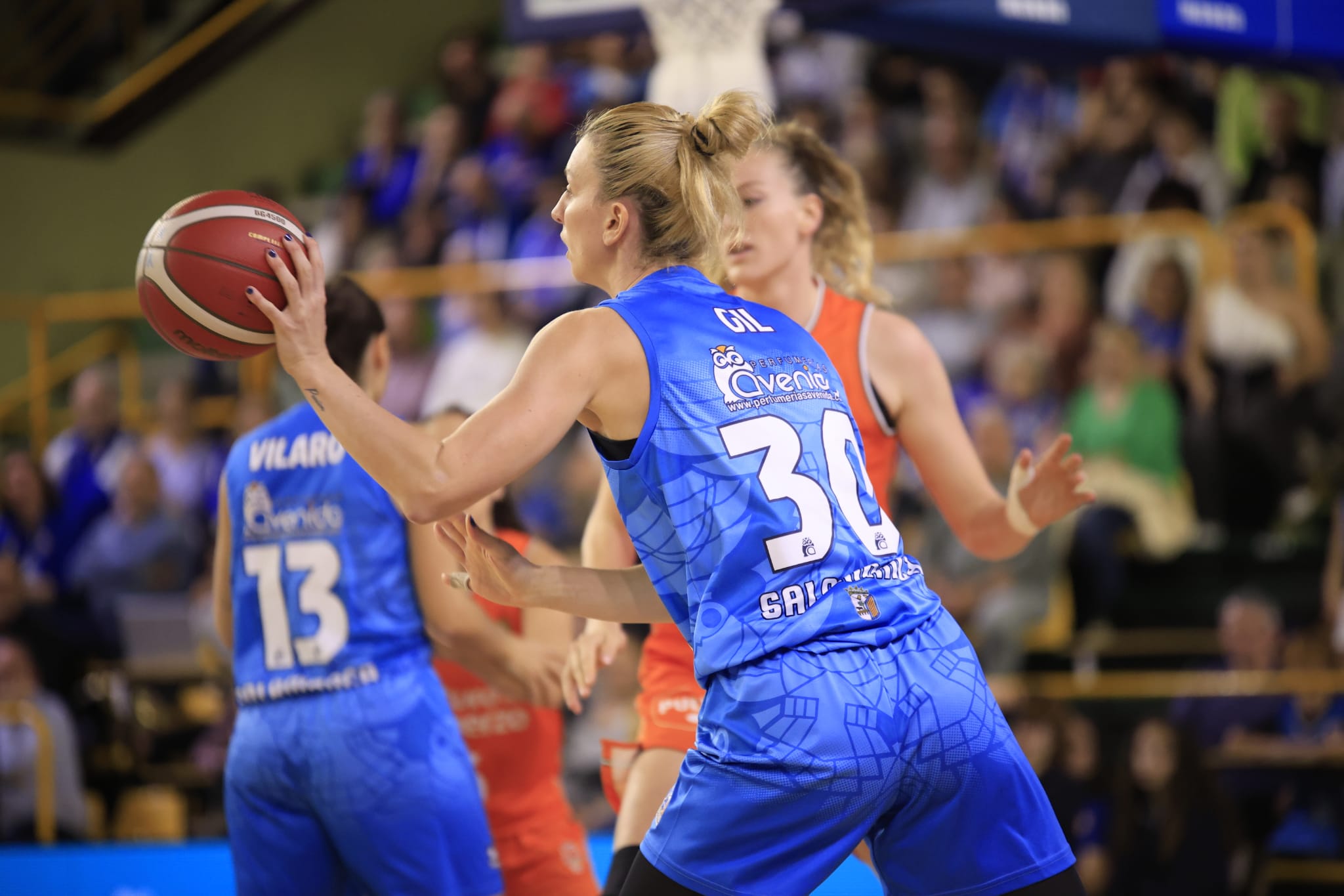 El clásico Avenida-Valencia, por todo lo alto