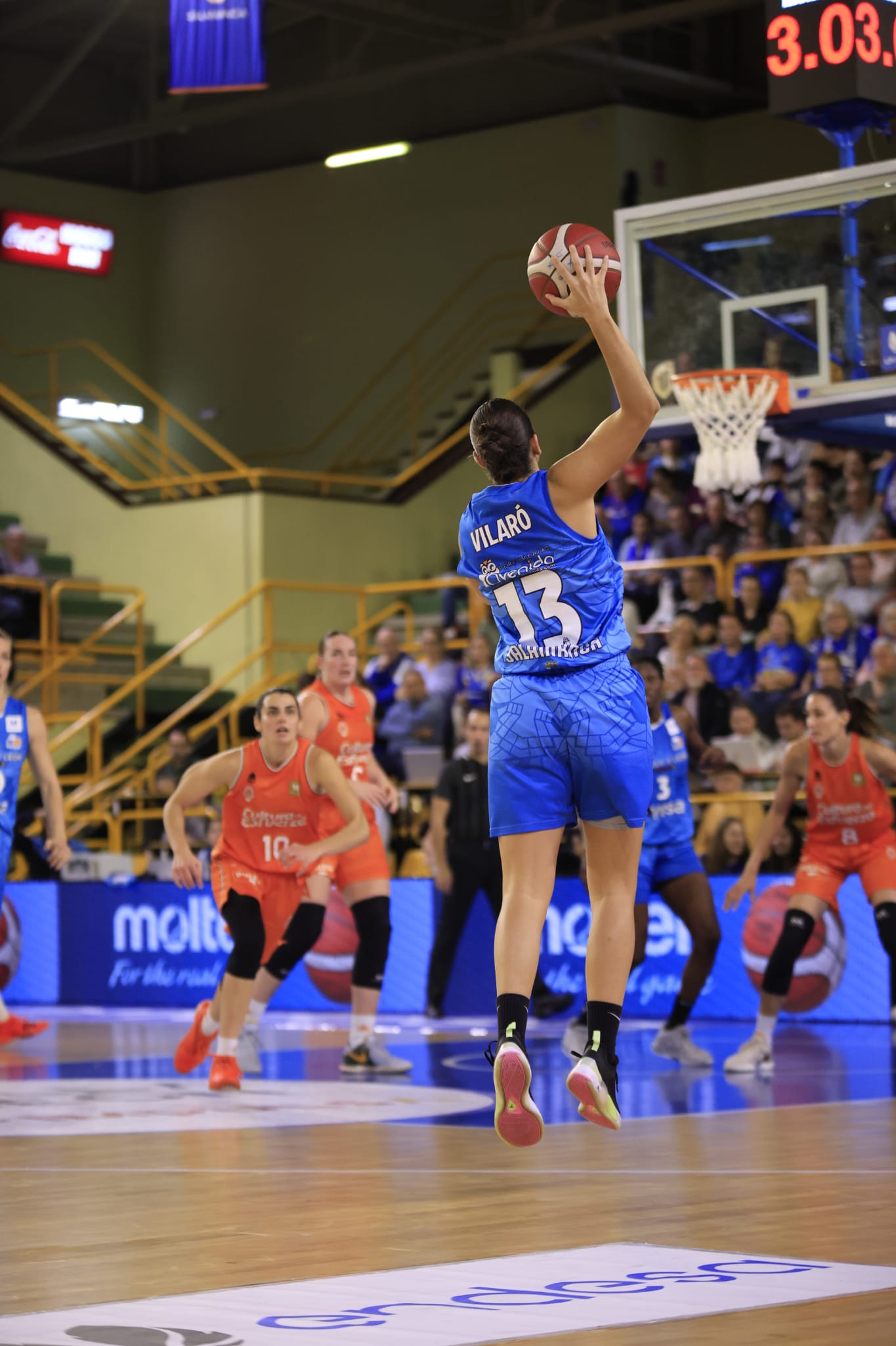 El clásico Avenida-Valencia, por todo lo alto
