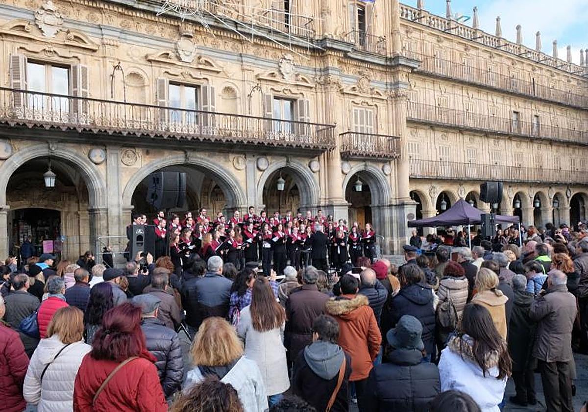 Imagen de archivo de un acto celebrado en la Plaza Mayor durante el Día de la Violencia contra la mujer.