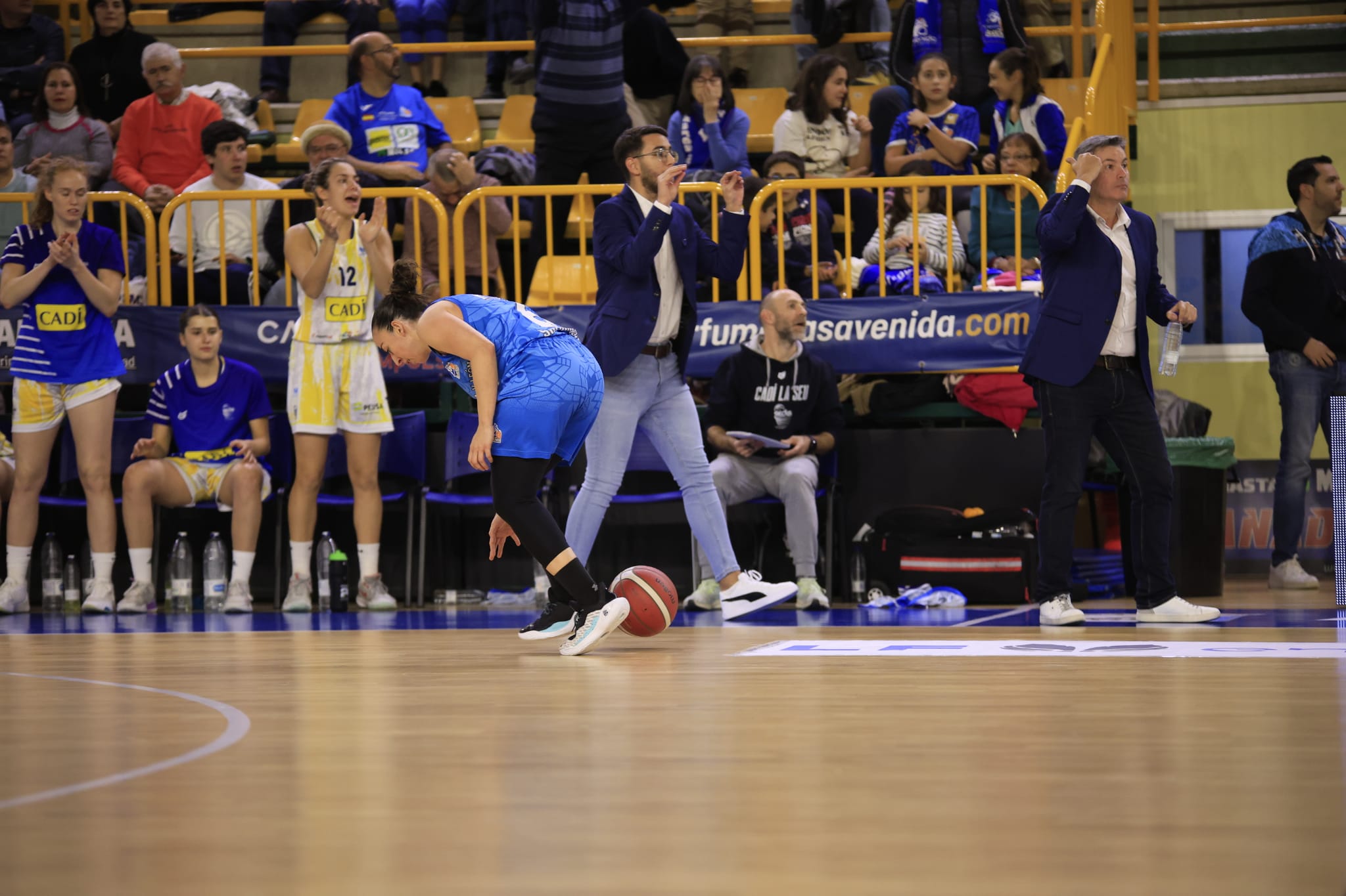 Apretada victoria del CB Avenida ante La Seu