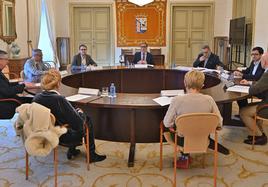 Reunión del Jurado de Honores y Distinciones para ratificar la concesión de las Medallas de Oro de Salamanca 2023.