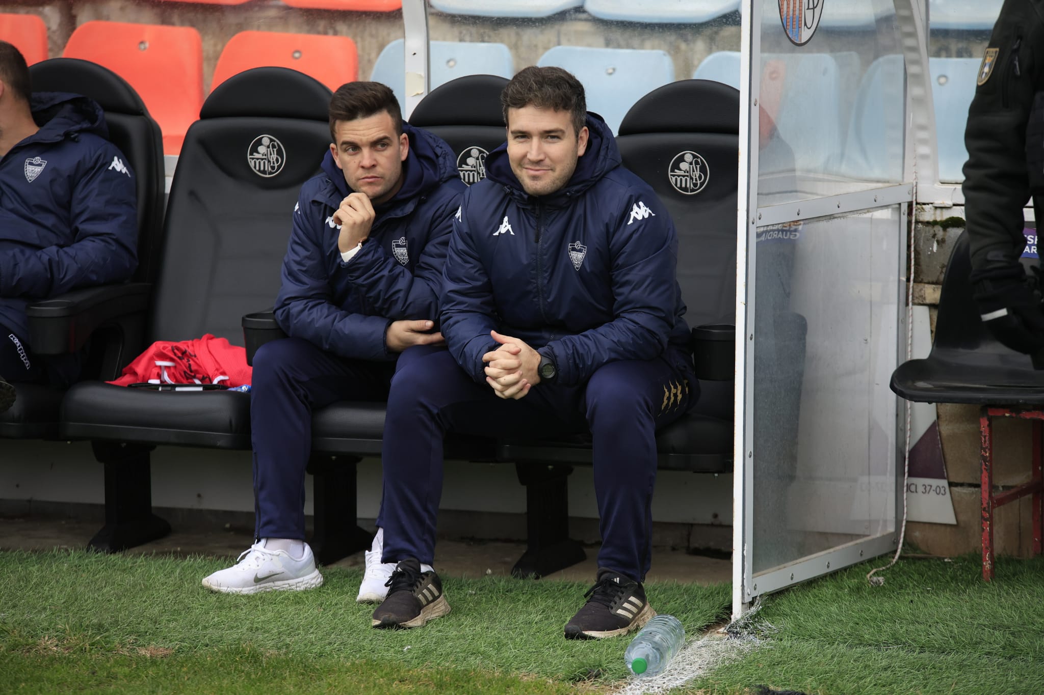 Empate y bronca en el Helmántico