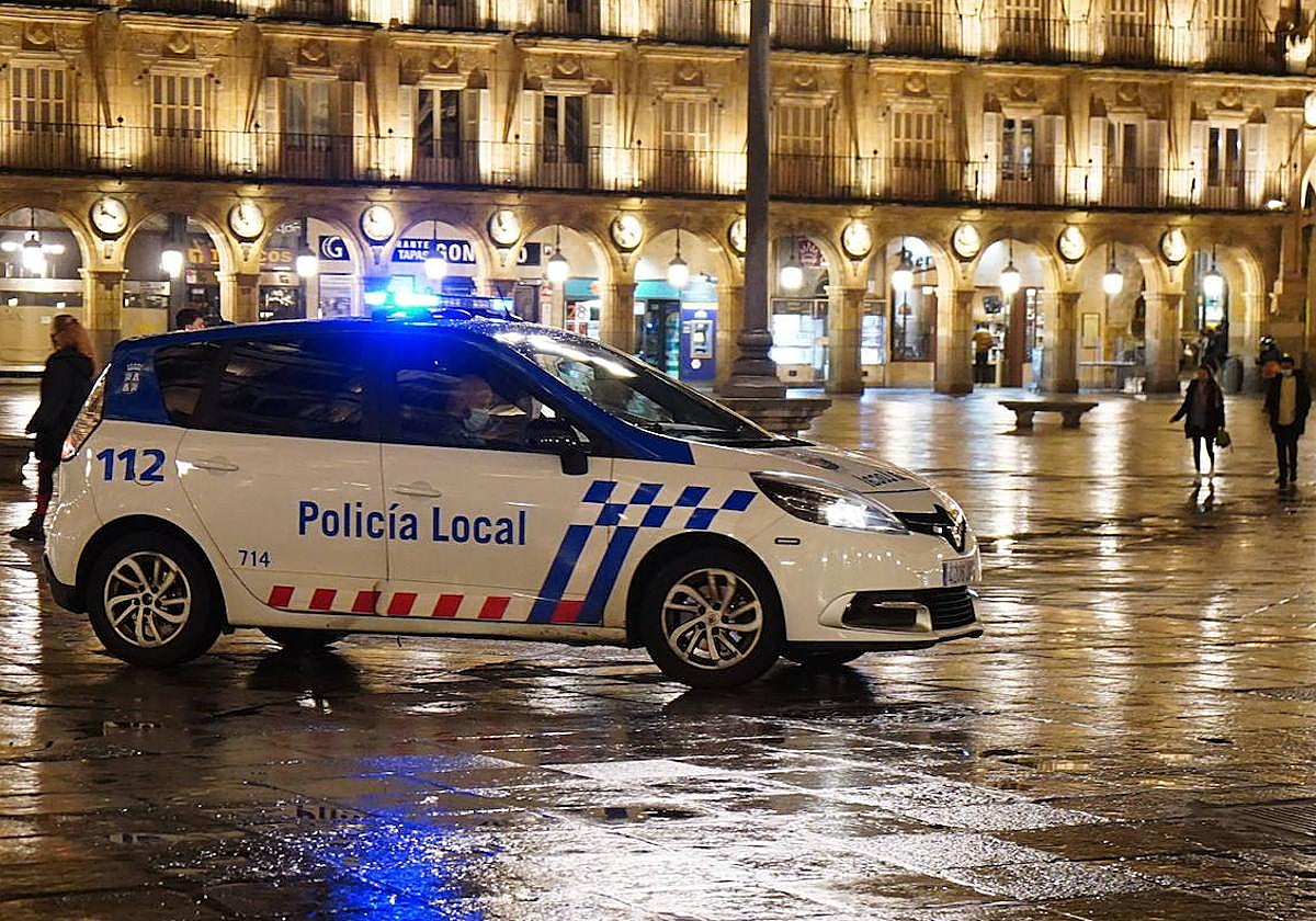 Una patrulla de la Policía Local de Salamanca.