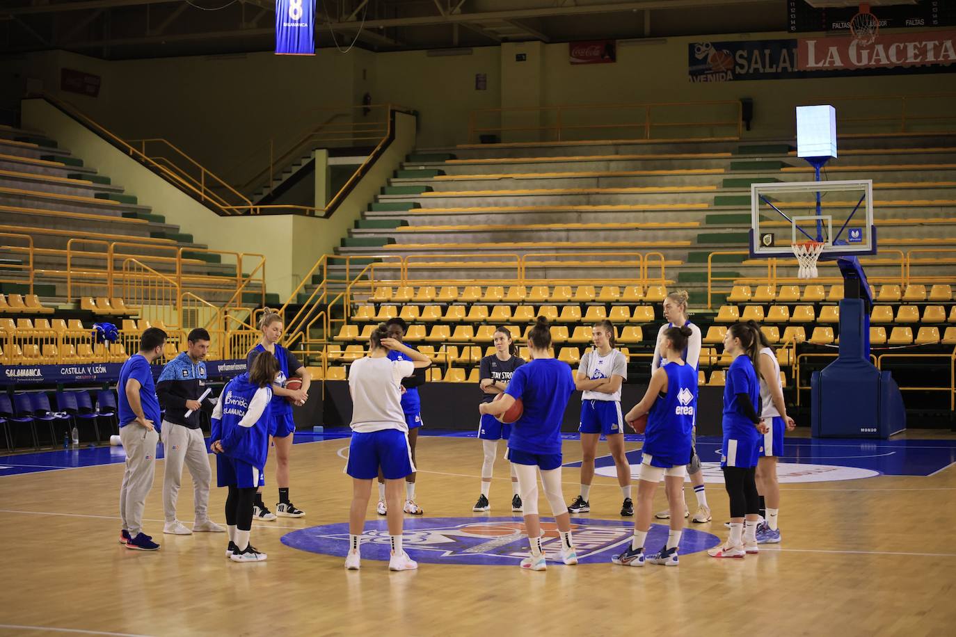 Hatar, la pívot húngara entrena ya con el Avenida