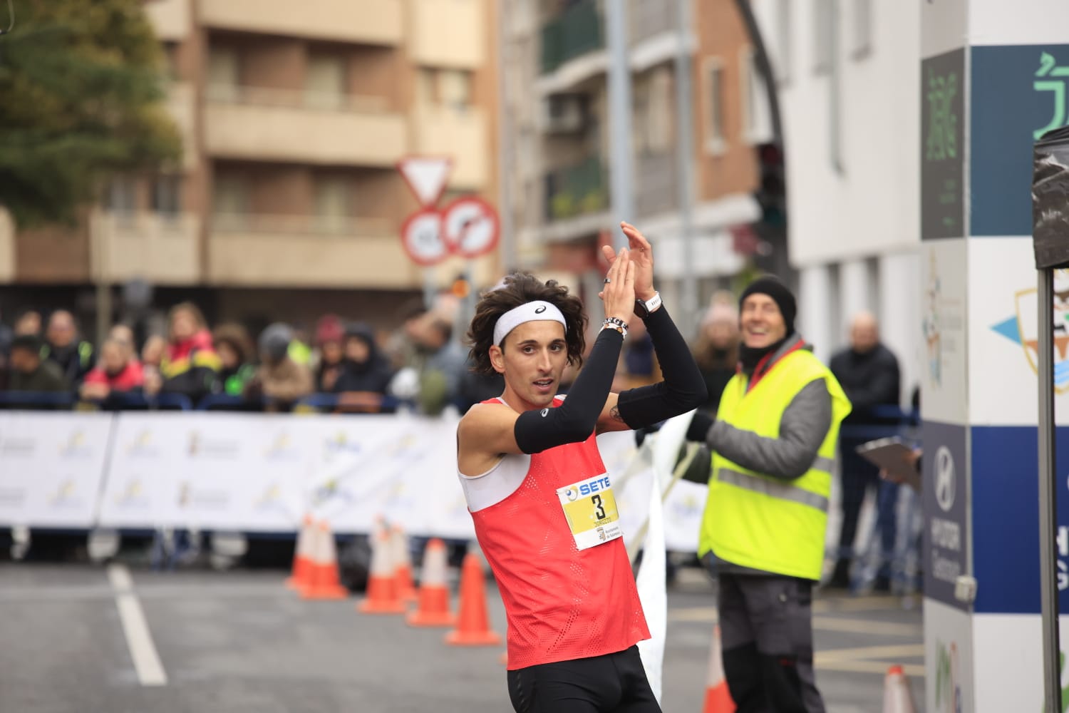 Fotos de la llegada de la San Silvestre Salmantina 2023