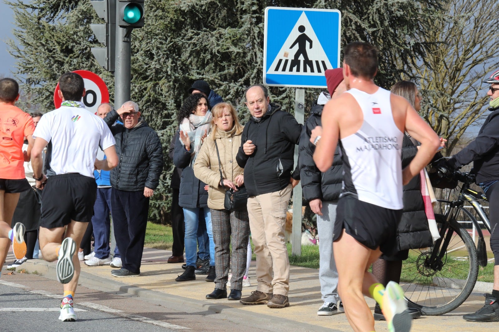 San Silvestre Salmantina: paso por el Puente Romano y calle Compañía