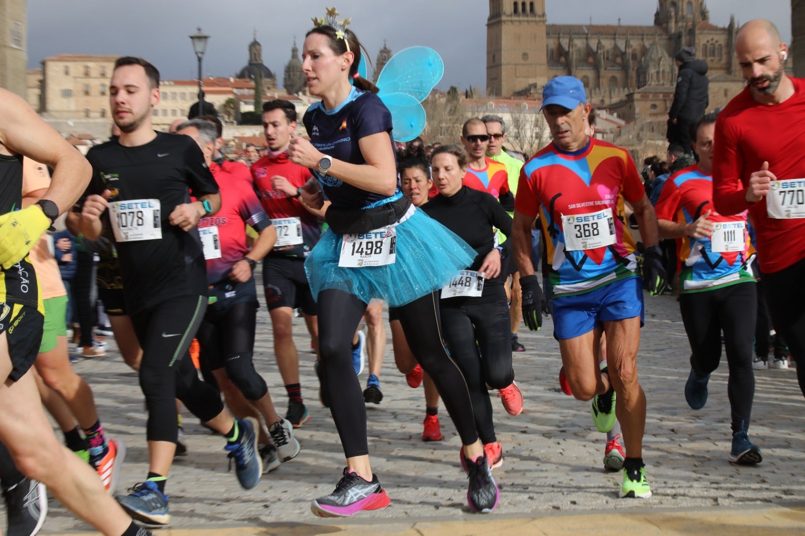 San Silvestre Salmantina: paso por el Puente Romano y calle Compañía