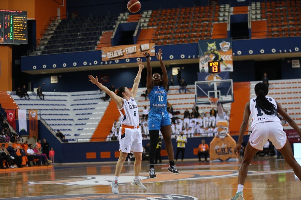Fotos: El CB Avenida cae en Turquía ante Mersin (85-80)