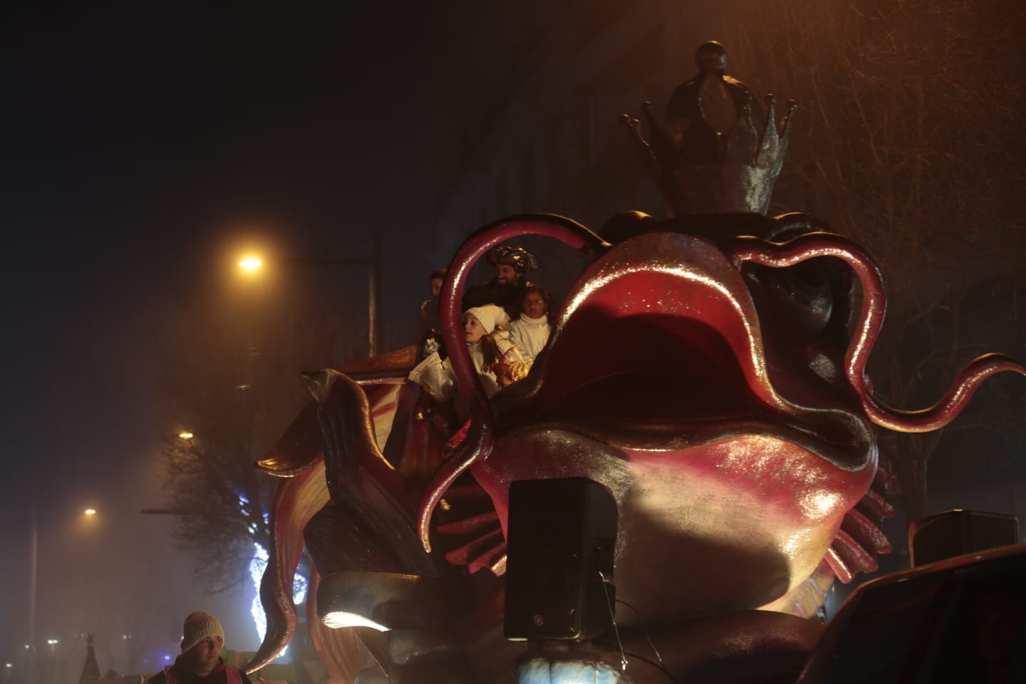 Fotos: Los Reyes Magos recorren las calles del centro de Salamanca