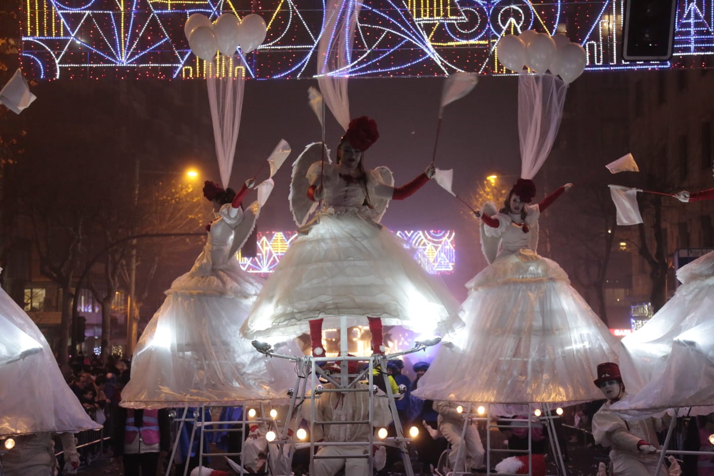 Fotos: Los Reyes Magos recorren las calles del centro de Salamanca