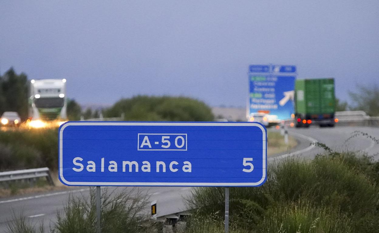Tramo de la A-50 en la provincia de Salamanca.