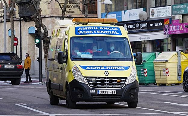 Trasladada al hospital una chica de 22 años tras ser atropellada en Salamanca 