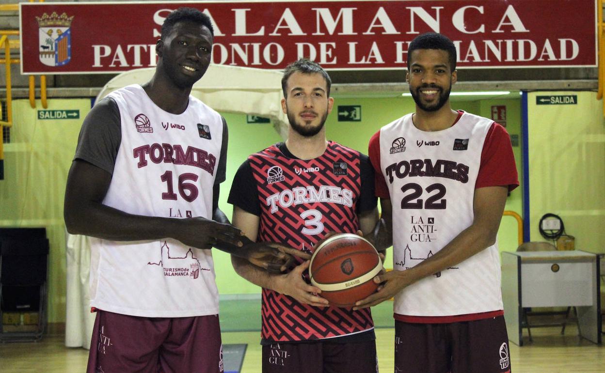 Waly Niang, Marc García y Aco McCarthy los tres 'madridistas' del CB Tormes.