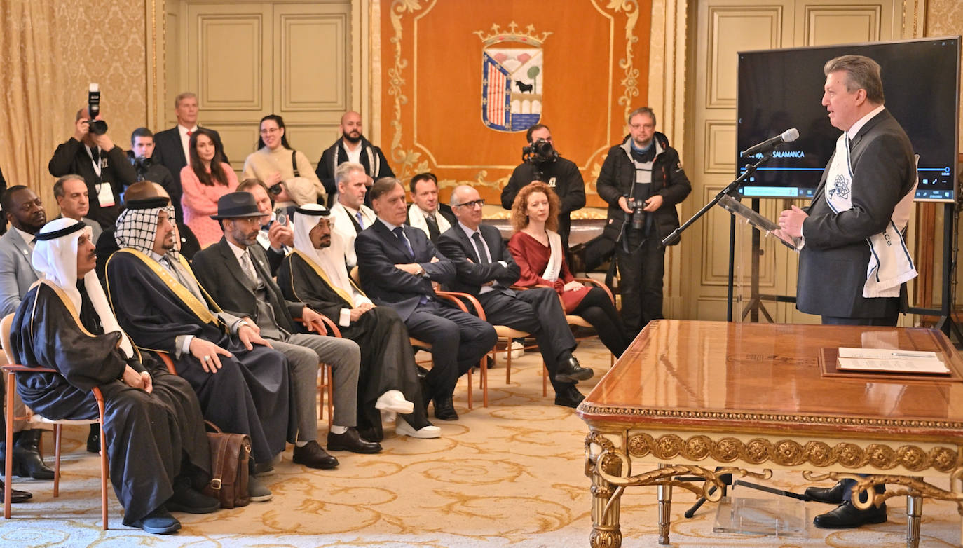 Fotos: Salamanca confía en que los jeques árabes cumplan su palabra e inviertan en la ciudad y su alfoz