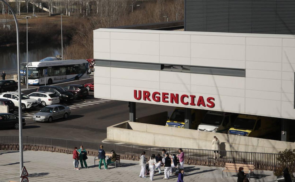 Imagen de archivo del exterior del Hospital nuevo de Salamanca.