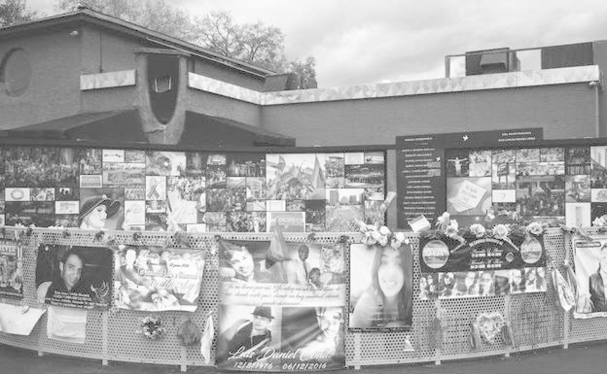 Club nocturno Pulse. Orlando, Florida. 12 de junio de 2016. Hubo 50 muertos y 58 heridos. Está cerrado desde el día del tiroteo.