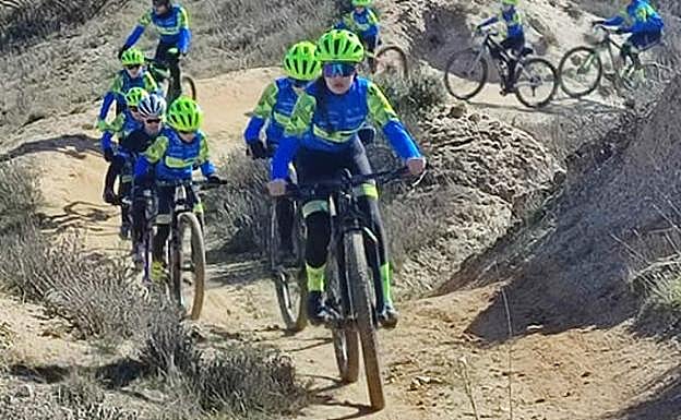 Ciclistas de la Escuela Salmantina. 