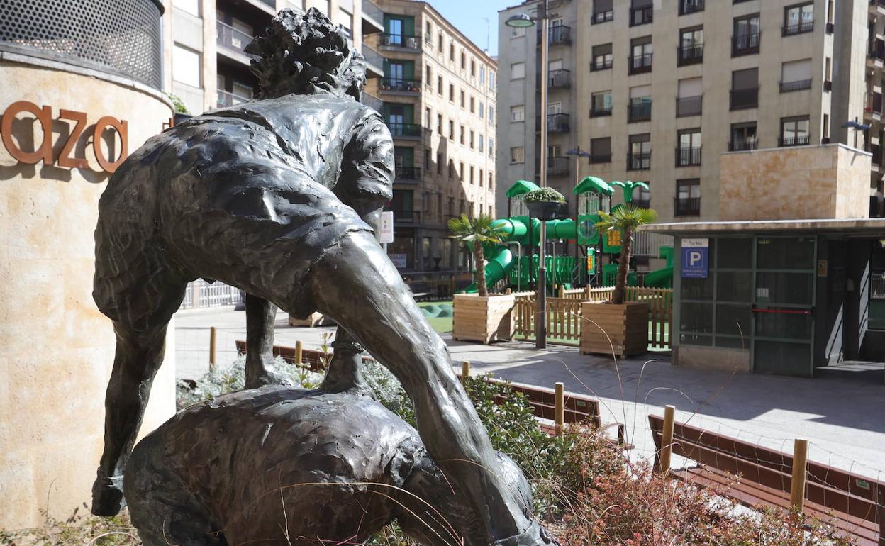Un parque infantil del centro de Salamanca. 