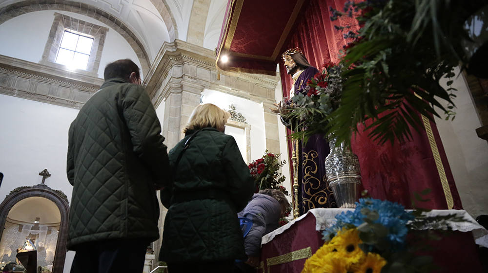 Fotos: Besapiés a Jesús Rescatado en Salamanca