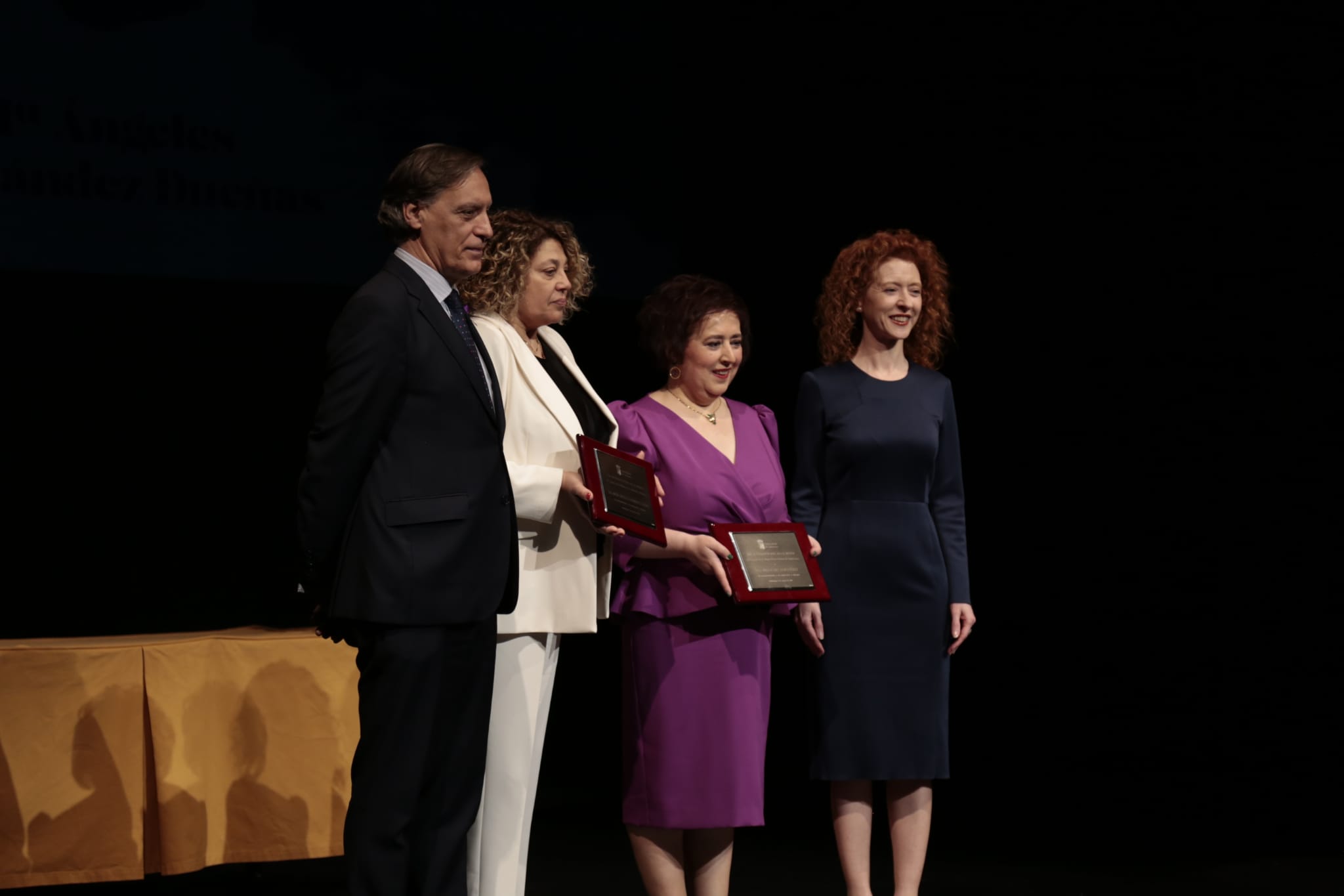 Fotos: Salamanca homenajea a Marta del Pozo, María Victoria Mateos y María Ángeles Hernández este 8 de marzo