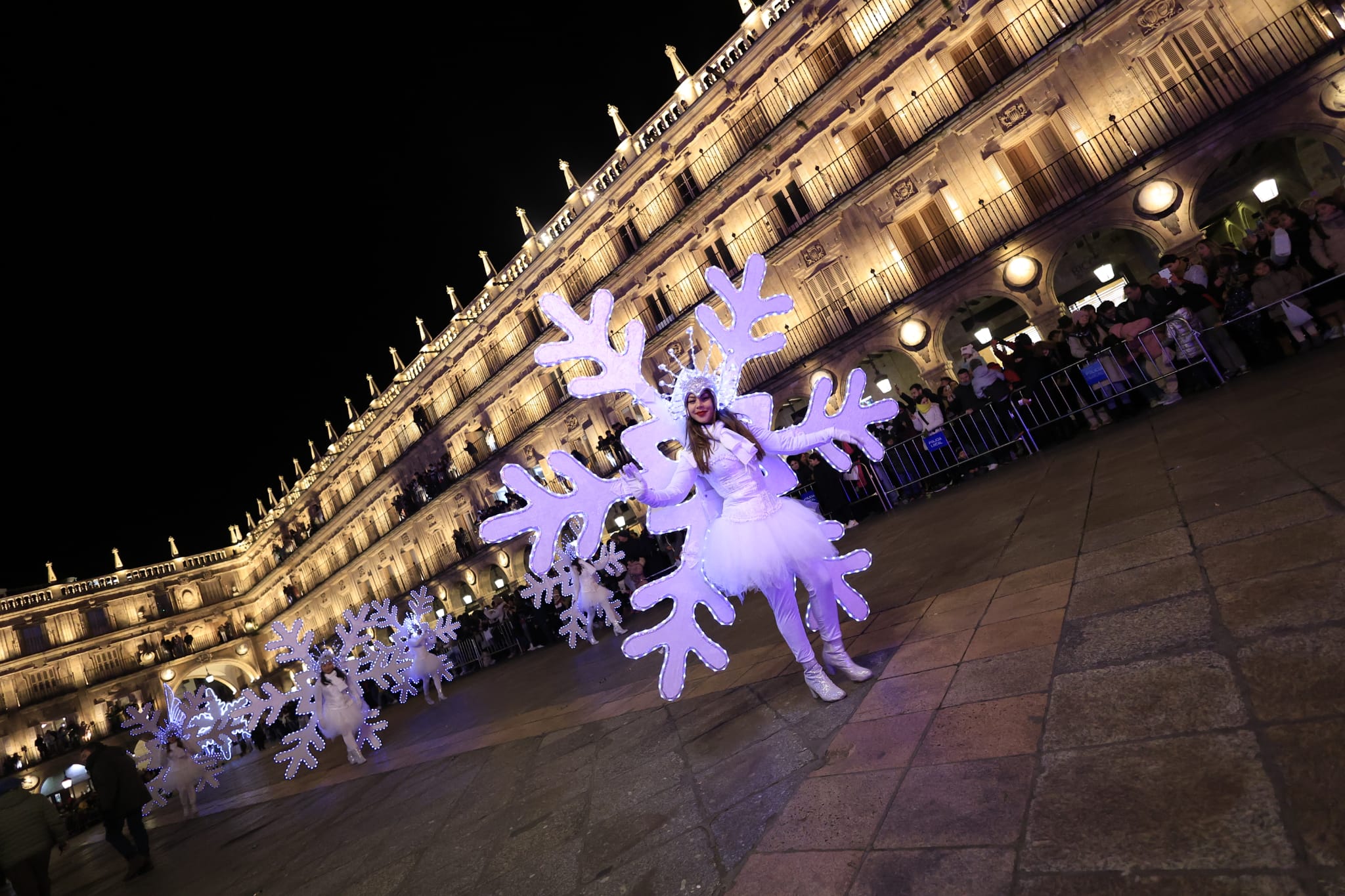 Los Reyes Magos reparten ilusión por Salamanca