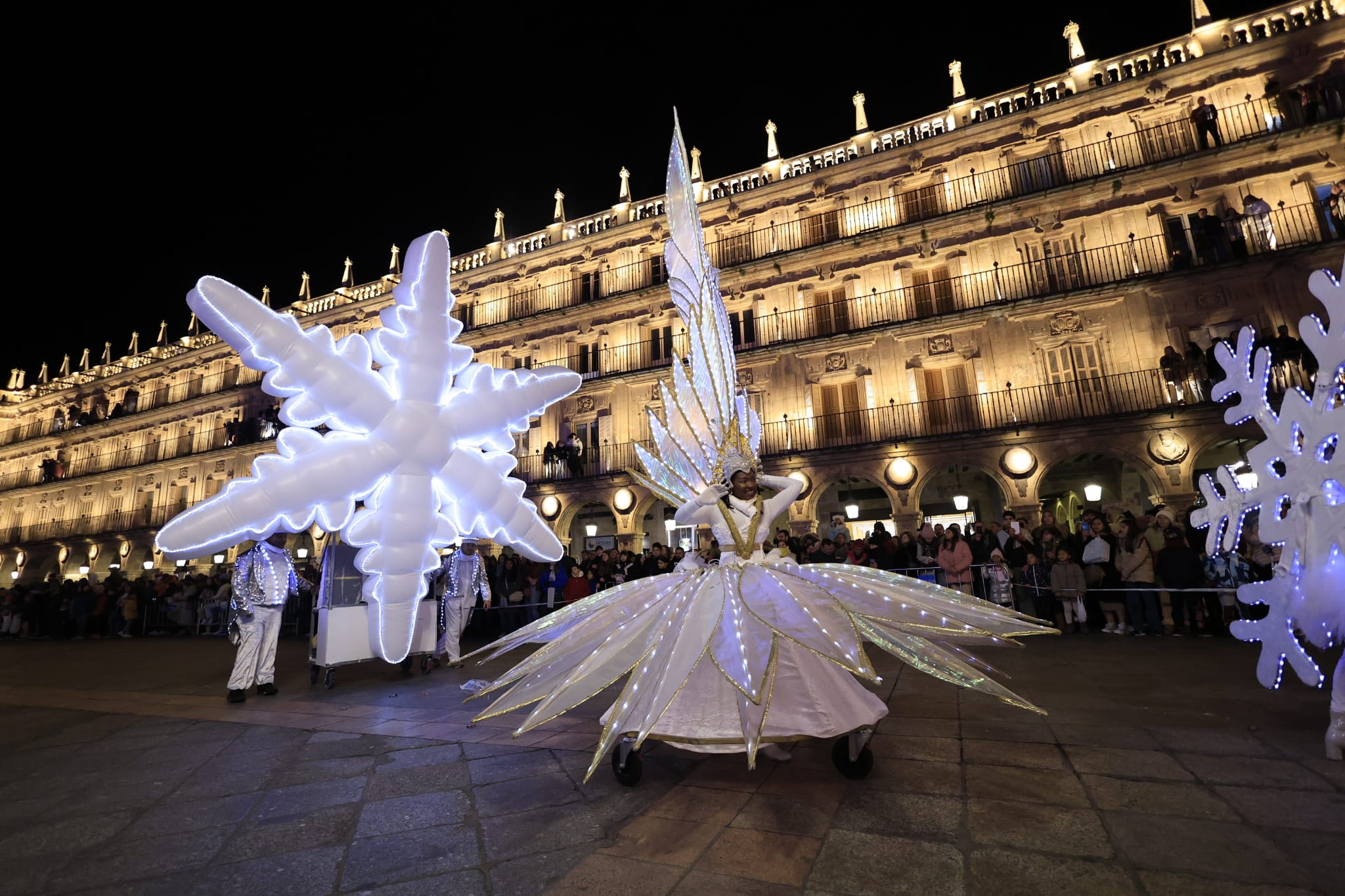 Los Reyes Magos reparten ilusión por Salamanca
