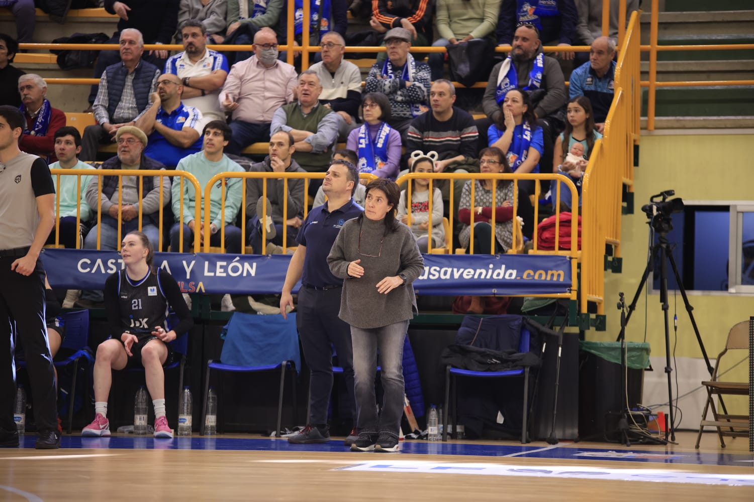 Amplia victoria y buen juego de Avenida ante el IDK